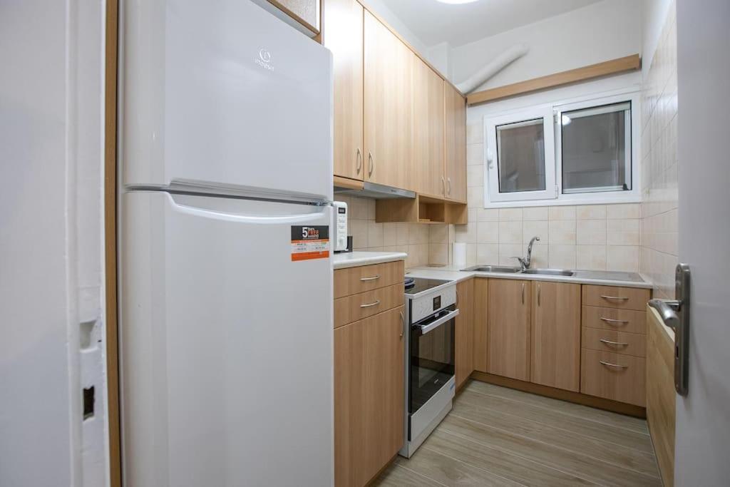 Stylish And Comfortable Apartment Atena Exterior foto
